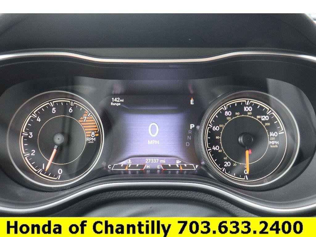 Used 2022 Jeep Cherokee Limited image 18