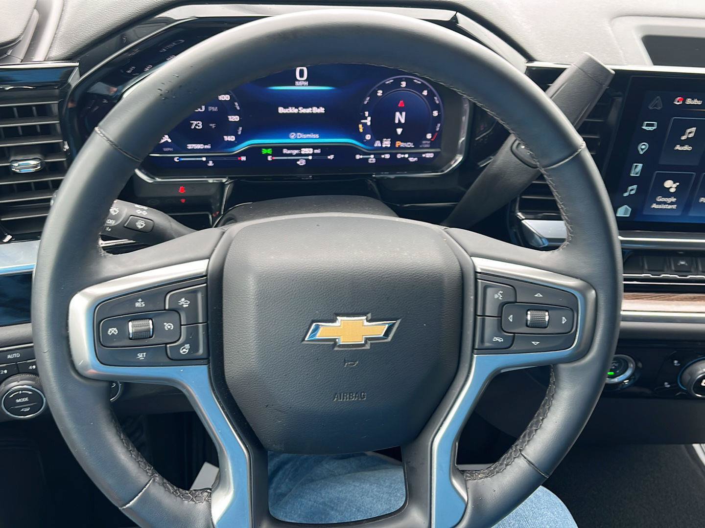 Used 2024 Chevrolet Silverado 1500 LT AWD/4WD image 10