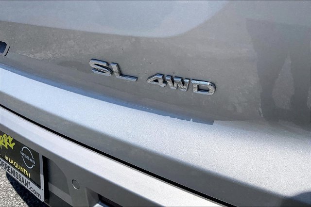 Used 2025 Nissan Pathfinder SL w/ Lighting Package (N92) AWD/4WD image 7