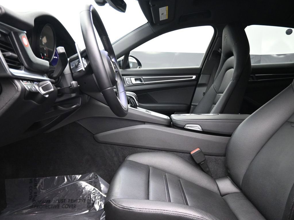 Used 2023 Porsche Panamera Platinum Edition image 13