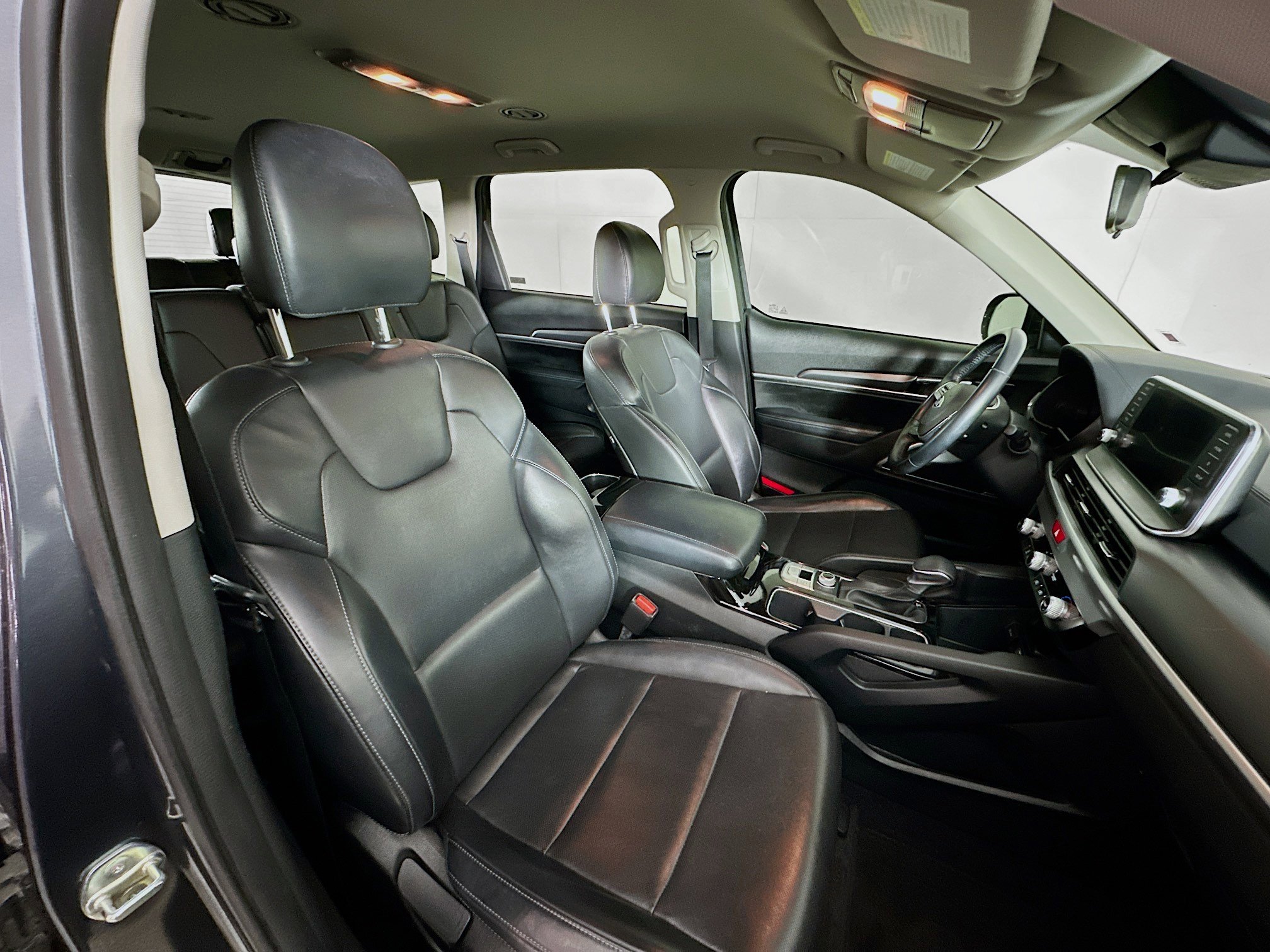 Used 2021 Kia Telluride LX AWD/4WD image 30