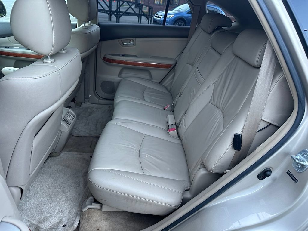 Used 2006 Lexus RX 330 FWD image 10