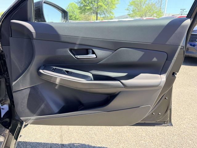 New 2026 Nissan Sentra SV w/ SV Convenience Package FWD image 8