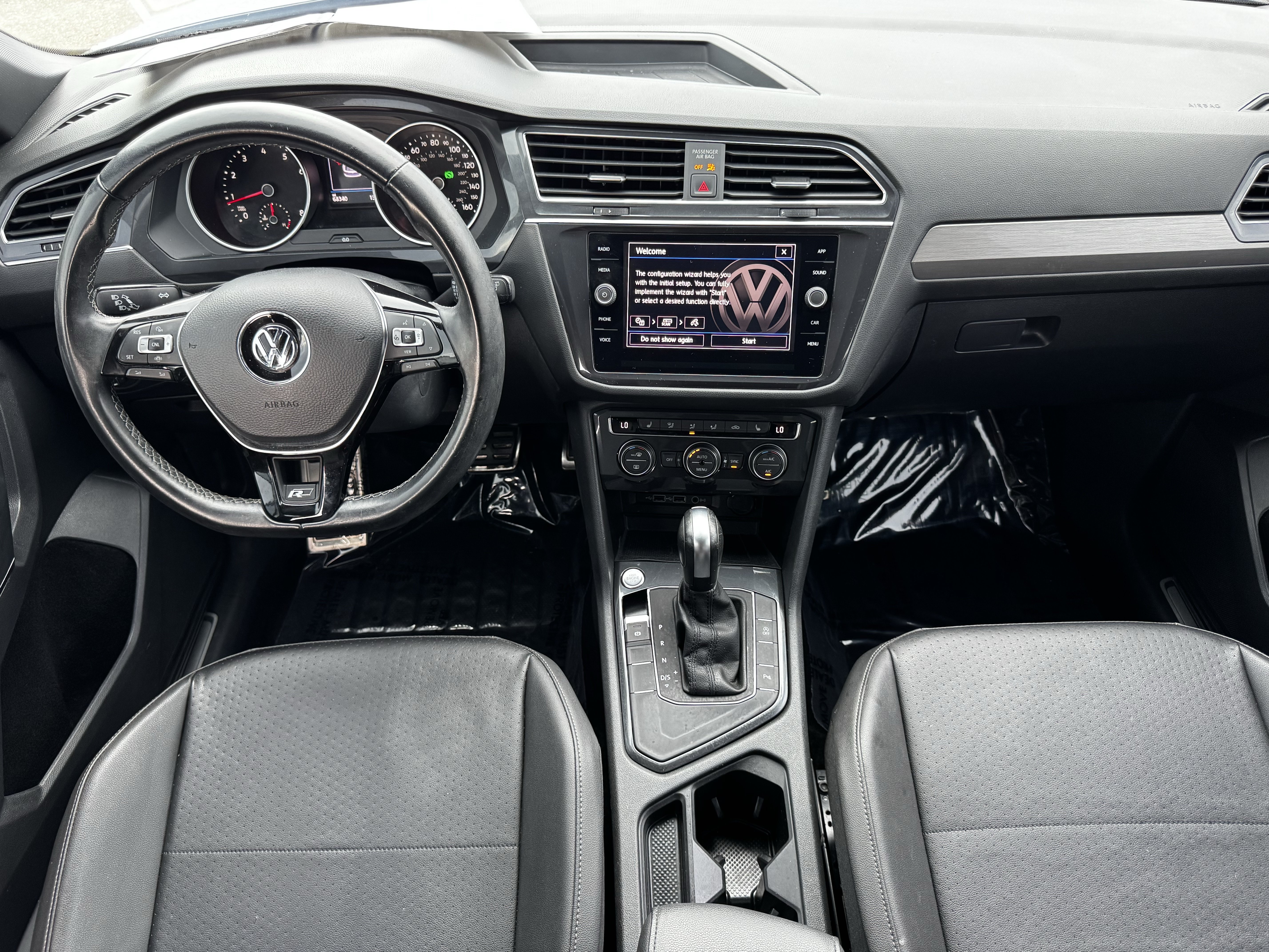 Used 2020 Volkswagen Tiguan SE R-Line FWD image 13
