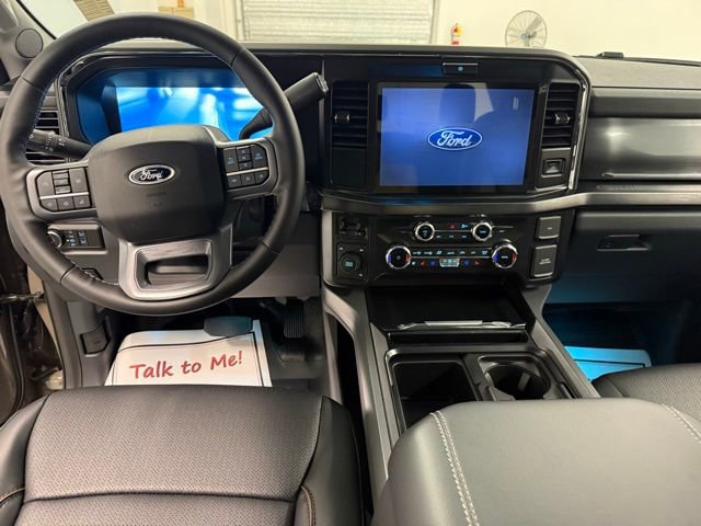 New 2026 Ford F450 4x4 Crew Cab Super Duty image 14