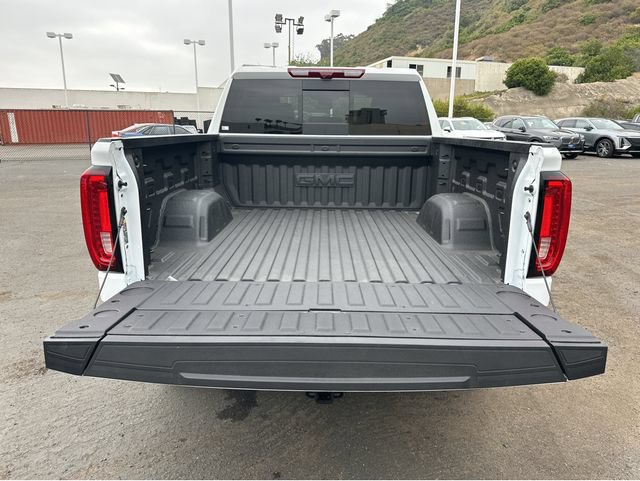 New 2026 GMC Sierra 1500 AT4 w/ AT4 Premium Package AWD/4WD image 31