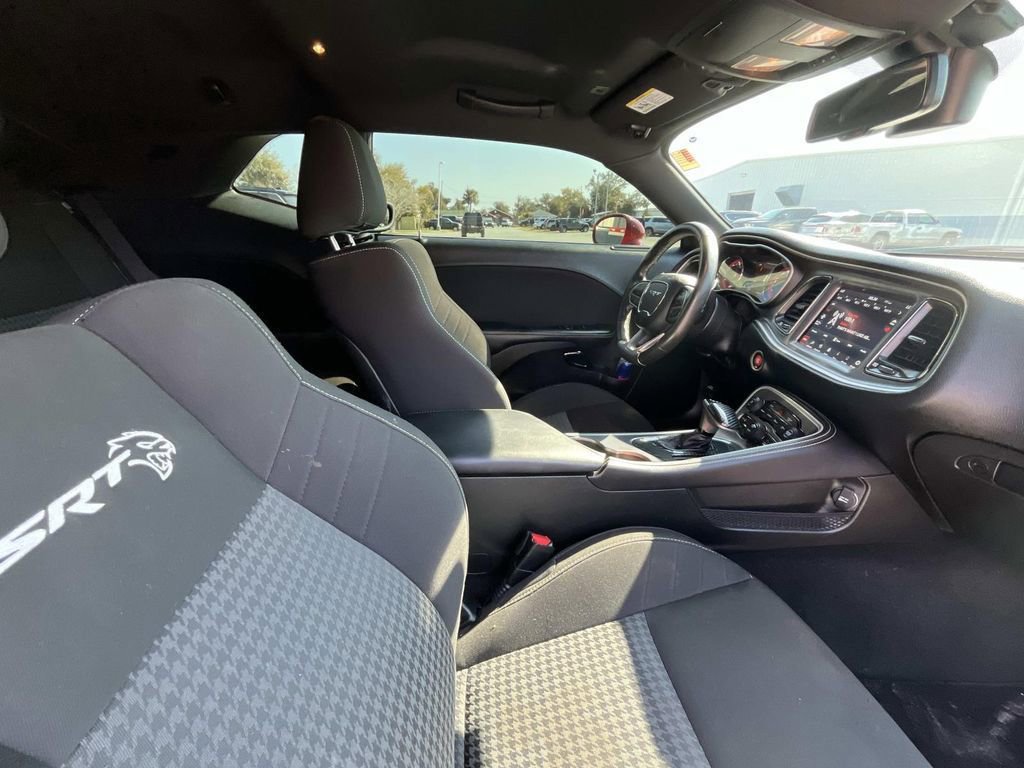Used 2020 Dodge Challenger SRT Hellcat image 16