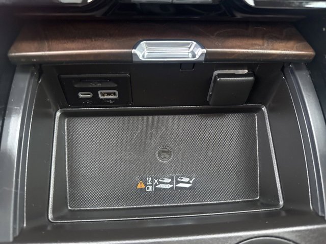 Used 2021 GMC Yukon XL Denali w/ Denali Ultimate Package image 29