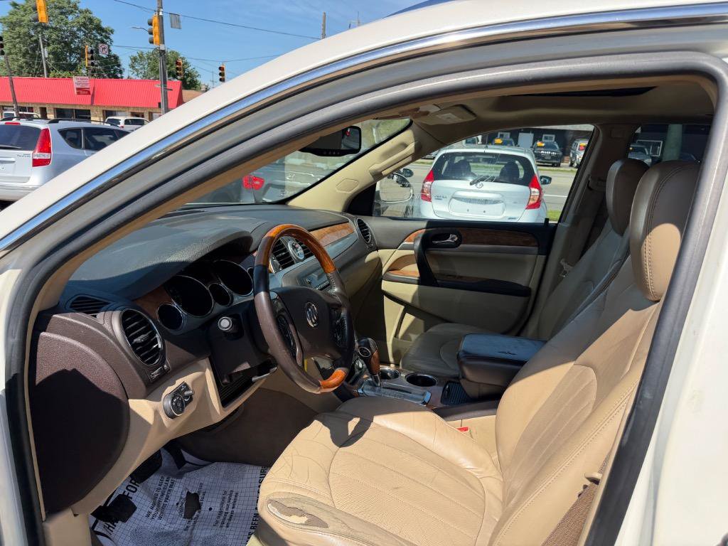 Used 2010 Buick Enclave CXL w/ LPO, Cargo Convenience Pkg AWD/4WD image 16