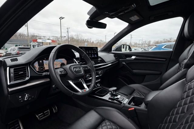 Used 2023 Audi SQ5 Premium Plus w/ Premium Plus Package image 12