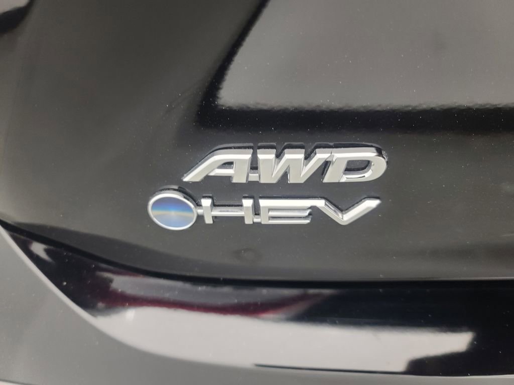 Used 2025 Toyota Camry XSE image 12