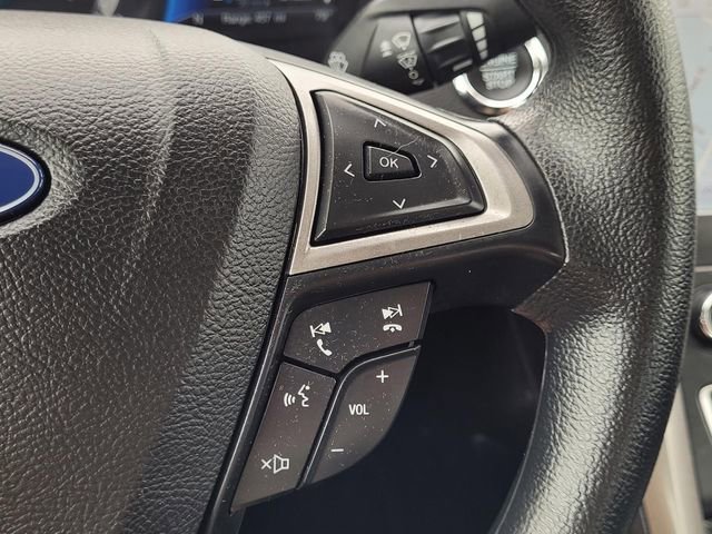Used 2020 Ford Fusion SE FWD image 27