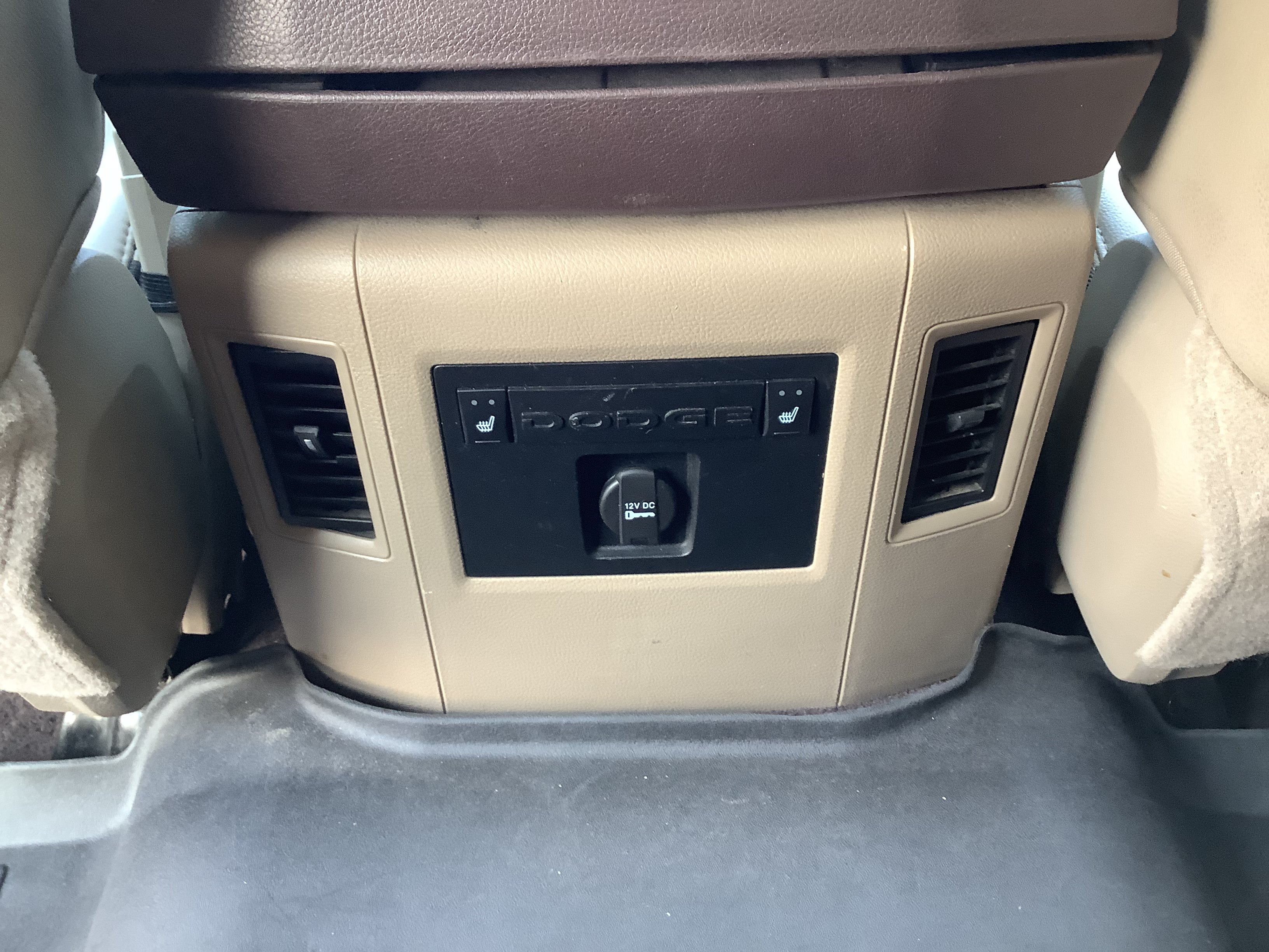 Used 2012 RAM 2500 Laramie w/ Protection Group AWD/4WD image 9