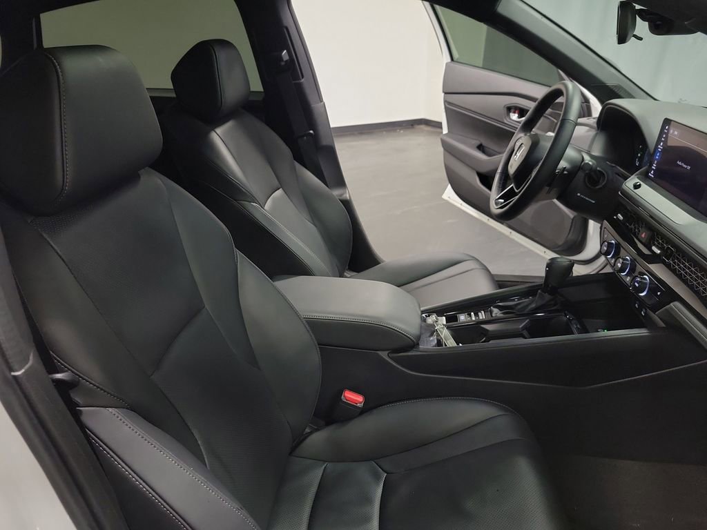 Used 2025 Honda Accord Sport image 22