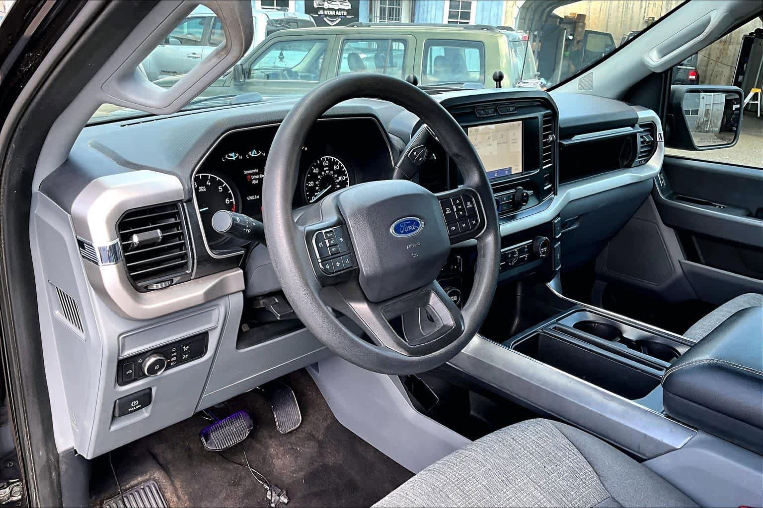 Used 2021 Ford F150 XLT image 18
