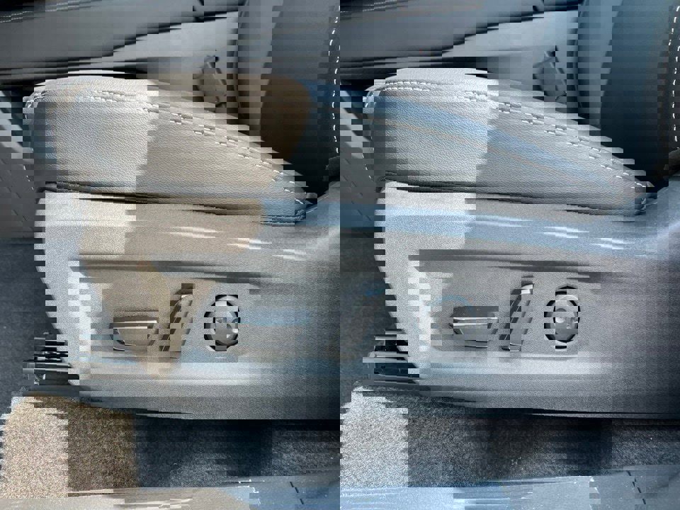 New 2025 Nissan Murano SL image 10