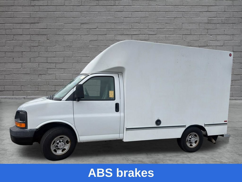 Used 2008 Chevrolet Express 3500 RWD image 5