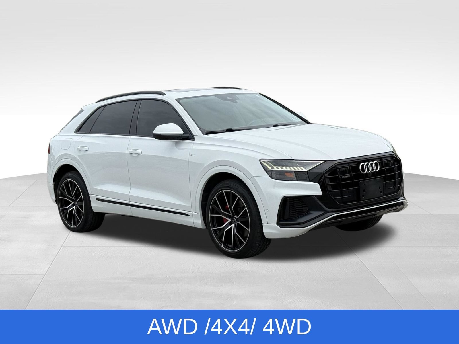 Used 2019 Audi Q8 Prestige w/ Luxury Package AWD/4WD image 13
