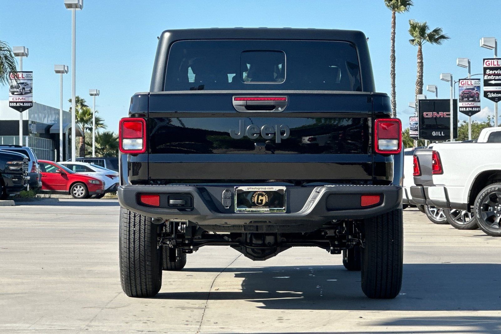New 2026 Jeep Gladiator Sport AWD/4WD image 5
