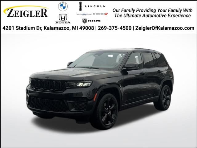 Used 2022 Jeep Grand Cherokee Altitude