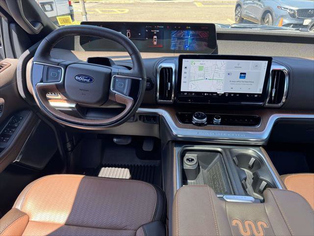 Used 2025 Ford Expedition Max King Ranch AWD/4WD image 18