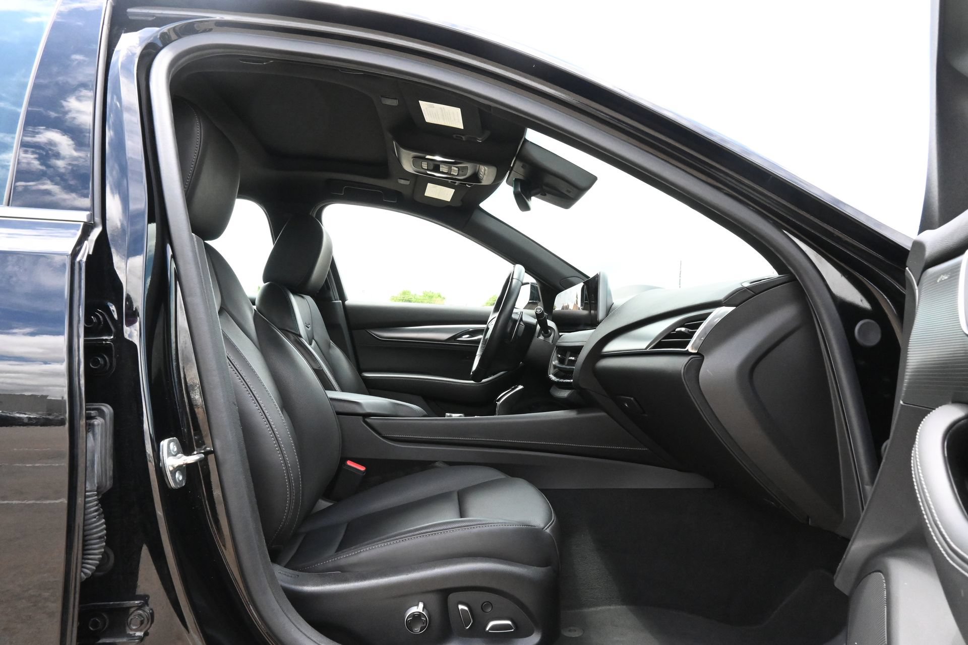 Certified 2025 Cadillac CT5 Premium Luxury RWD image 27