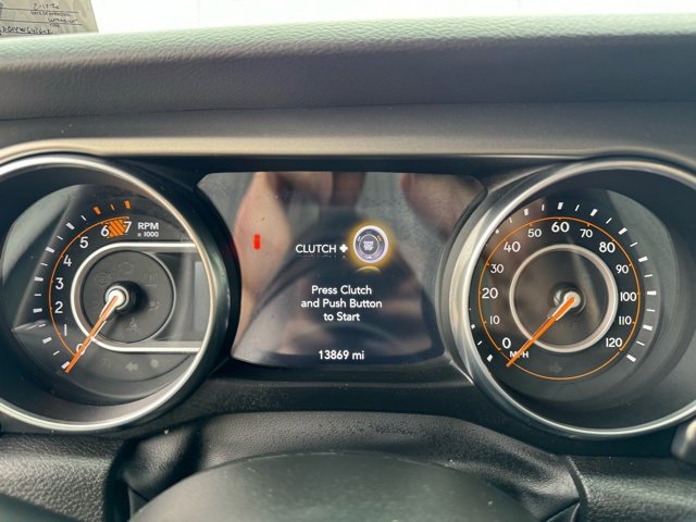 Used 2023 Jeep Wrangler Sport S image 15