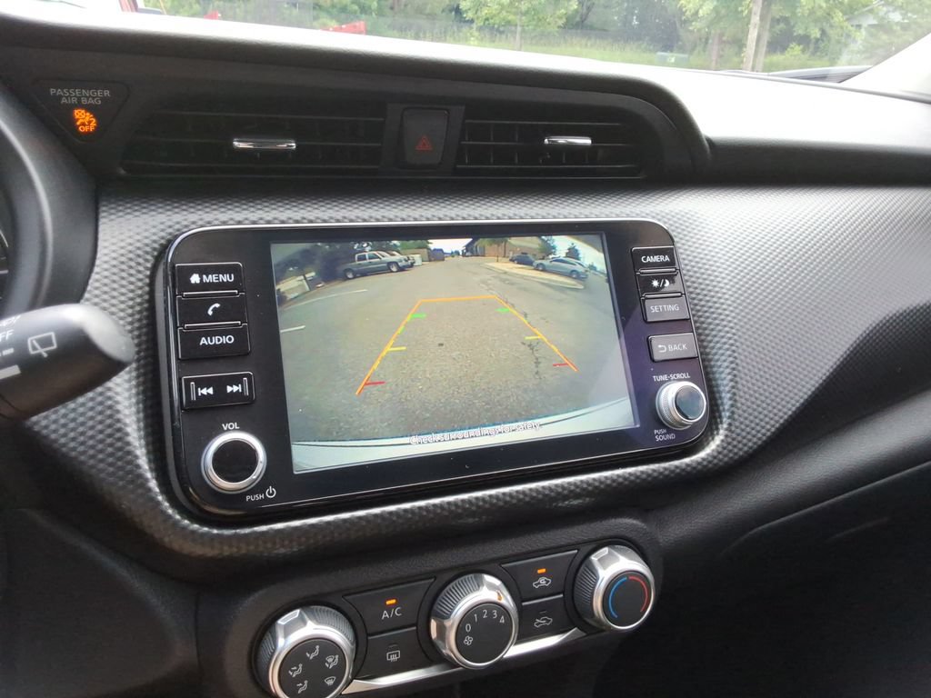 Used 2023 Nissan Kicks SV FWD image 31