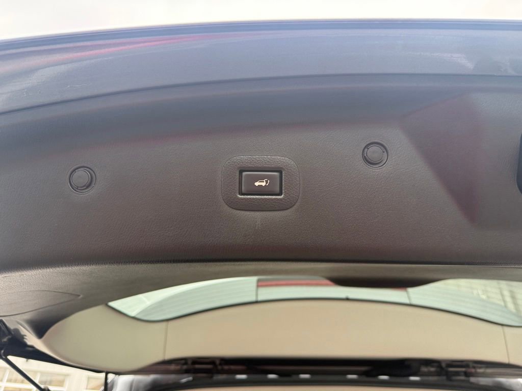 Used 2019 Nissan Armada SL w/ Premium Package image 34