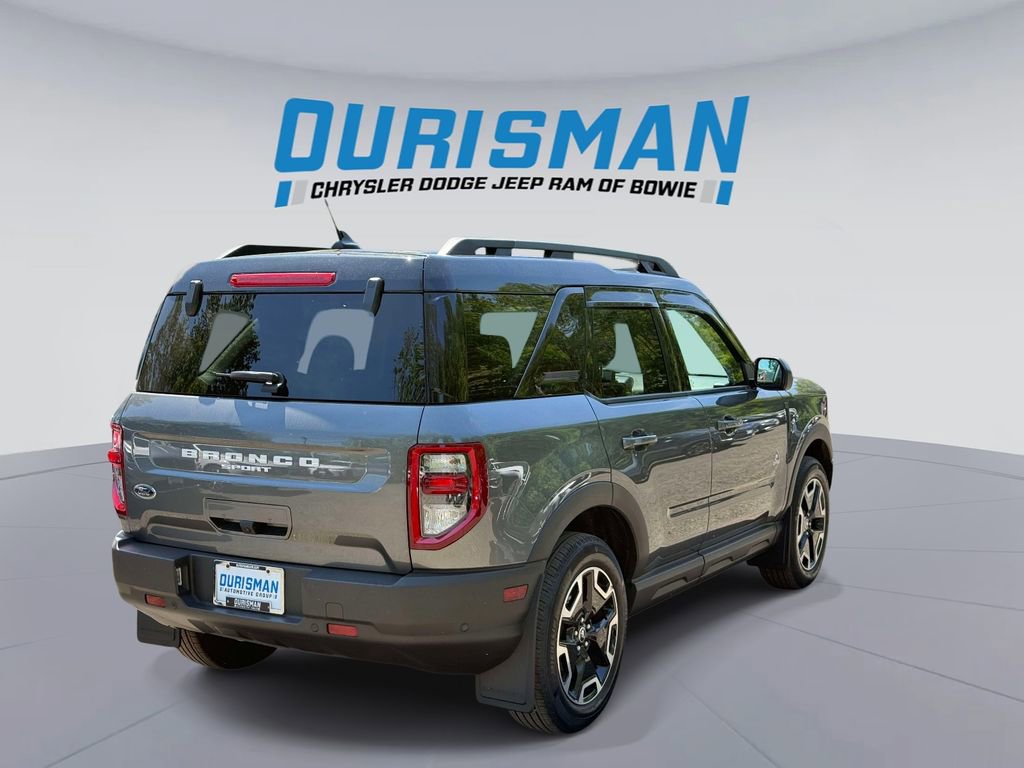 Used 2024 Ford Bronco Sport Outer Banks AWD/4WD image 2