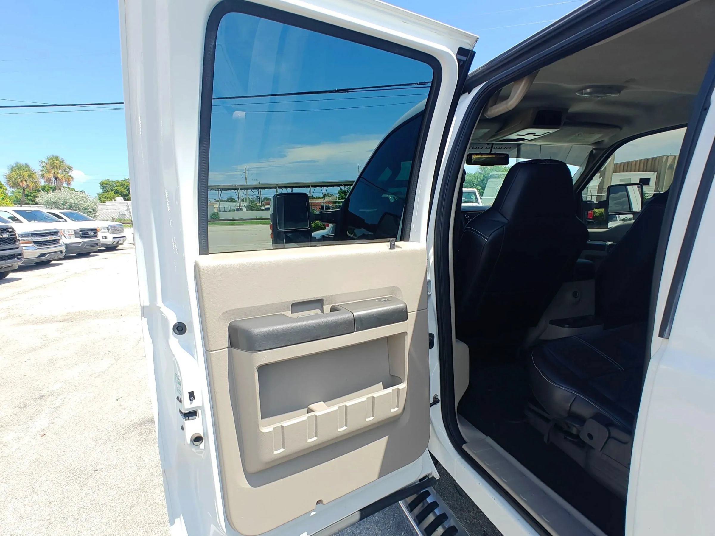 Used 2009 Ford F350 XL AWD/4WD image 14