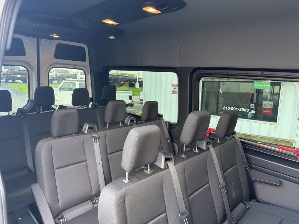 Used 2024 Mercedes-Benz Sprinter 2500 image 23