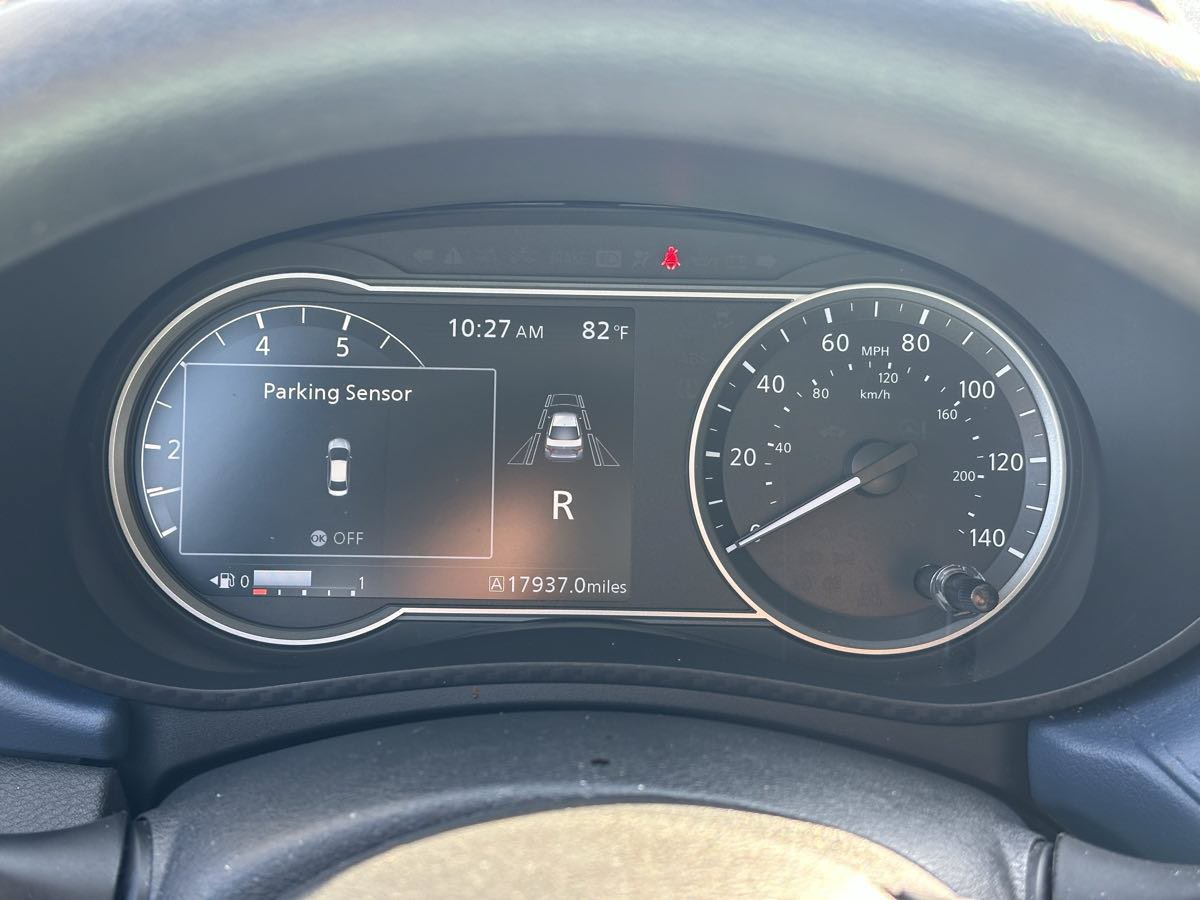 Used 2025 Nissan Versa SV w/ Trunk Package FWD image 12