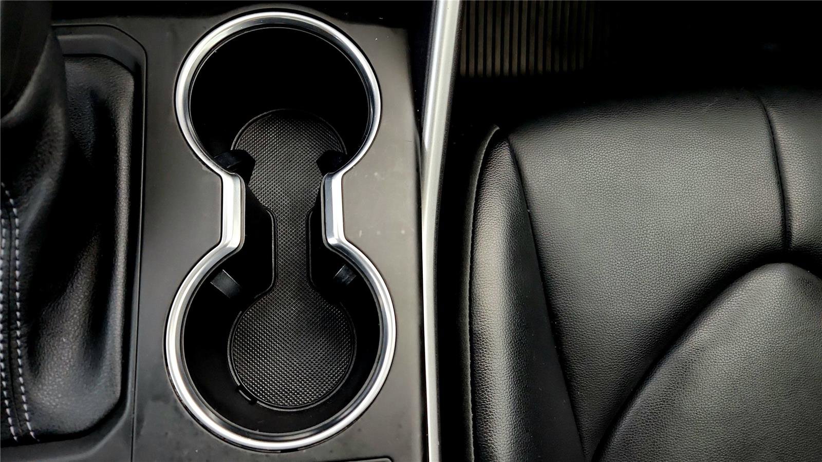 Certified 2023 Toyota Highlander XLE image 47