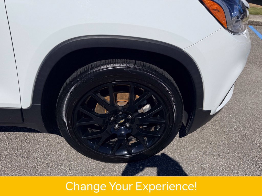 Used 2022 Chevrolet Trax LT w/ Sport Edition FWD image 33