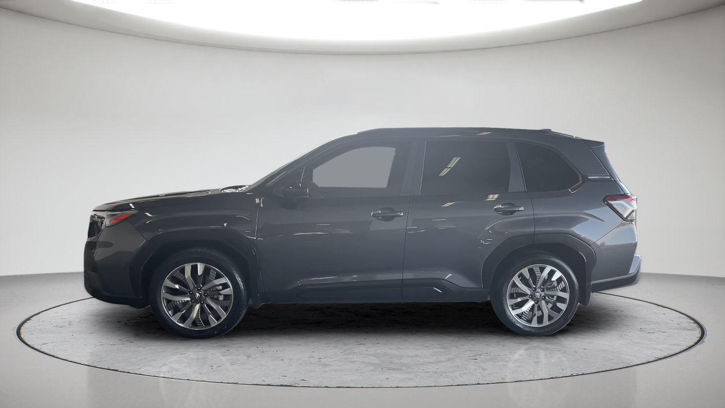 Used 2025 Subaru Forester Touring AWD/4WD image 11