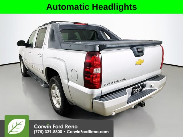 Used 2012 Chevrolet Avalanche LT AWD/4WD image 5