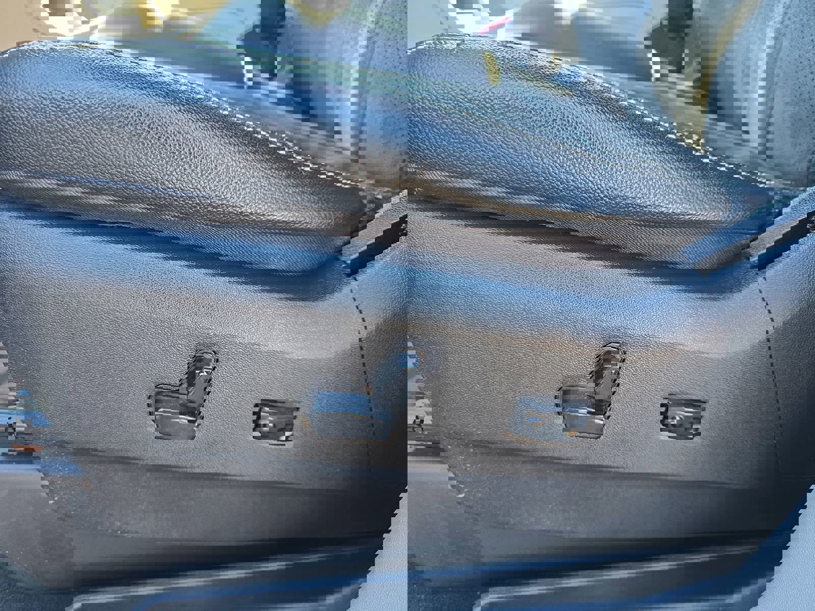 Used 2020 Dodge Grand Caravan SXT image 30