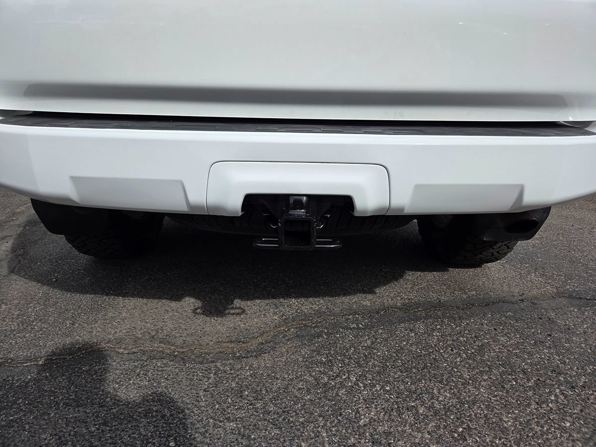 Used 2018 Toyota 4Runner SR5 AWD/4WD image 13