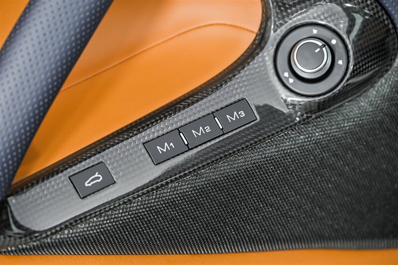 Used 2023 Ferrari 812 GTS RWD image 22