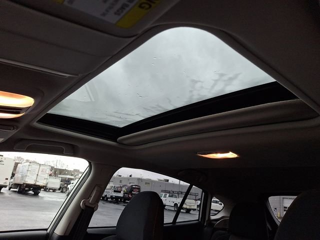 Used 2020 Subaru Crosstrek 2.0i Premium w/ Moonroof Package 2 image 16