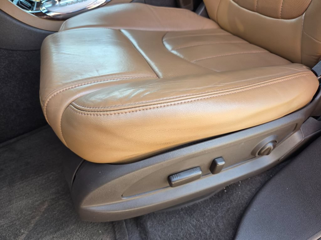 Used 2015 Buick Enclave Premium AWD/4WD image 17