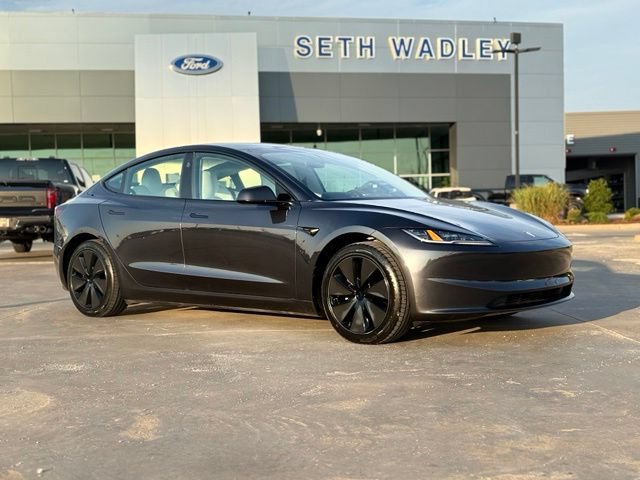 Used 2024 Tesla Model 3 Standard Range RWD image 1