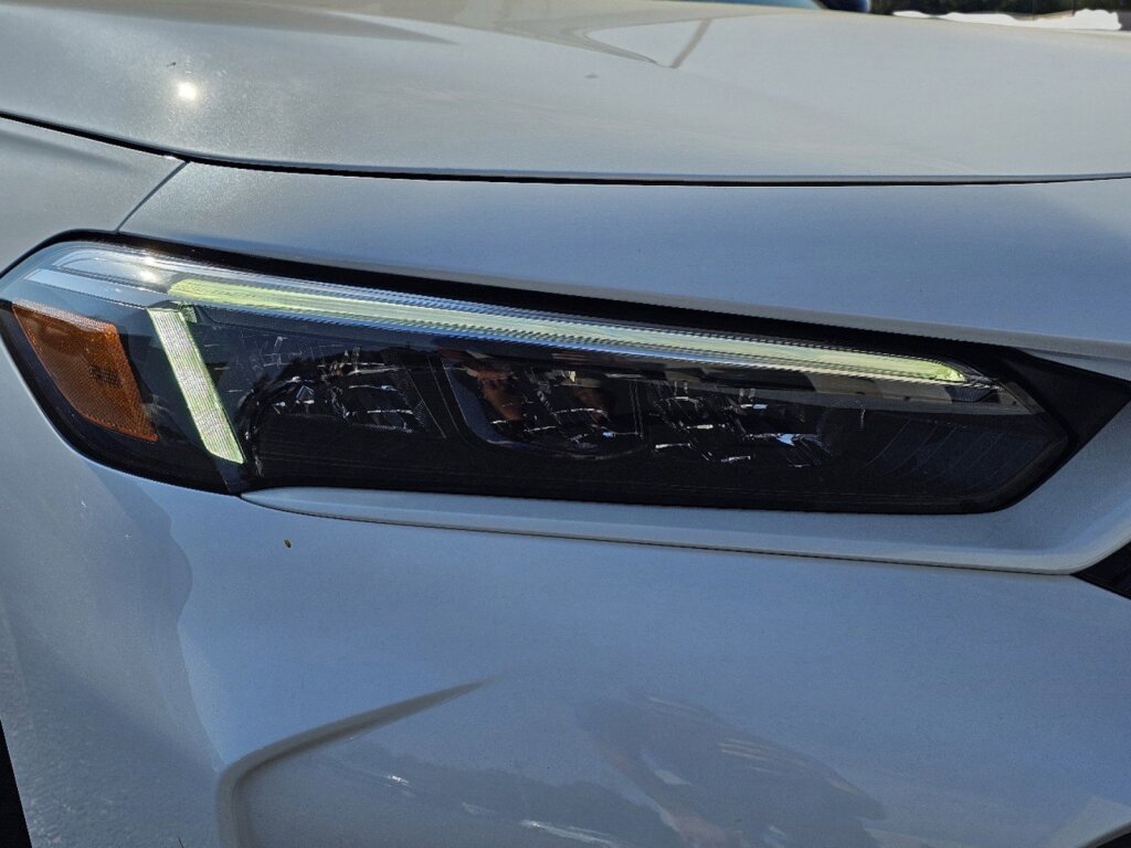 Used 2025 Honda Civic Sport image 32