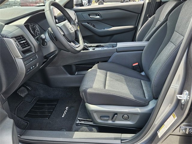 New 2026 Nissan Rogue SV image 5