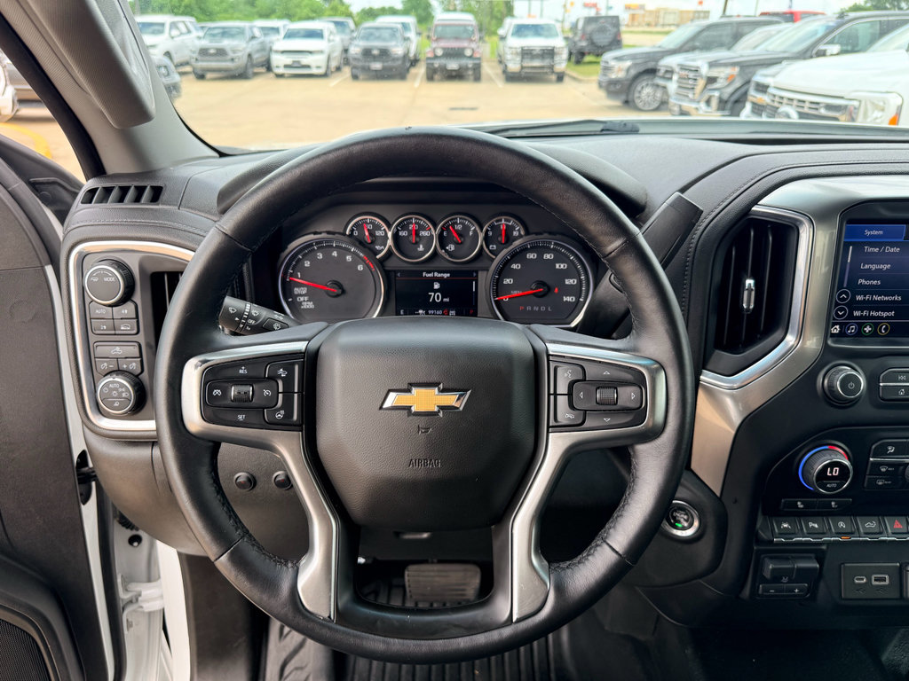 Used 2021 Chevrolet Silverado 1500 LT w/ Safety Package II AWD/4WD image 16