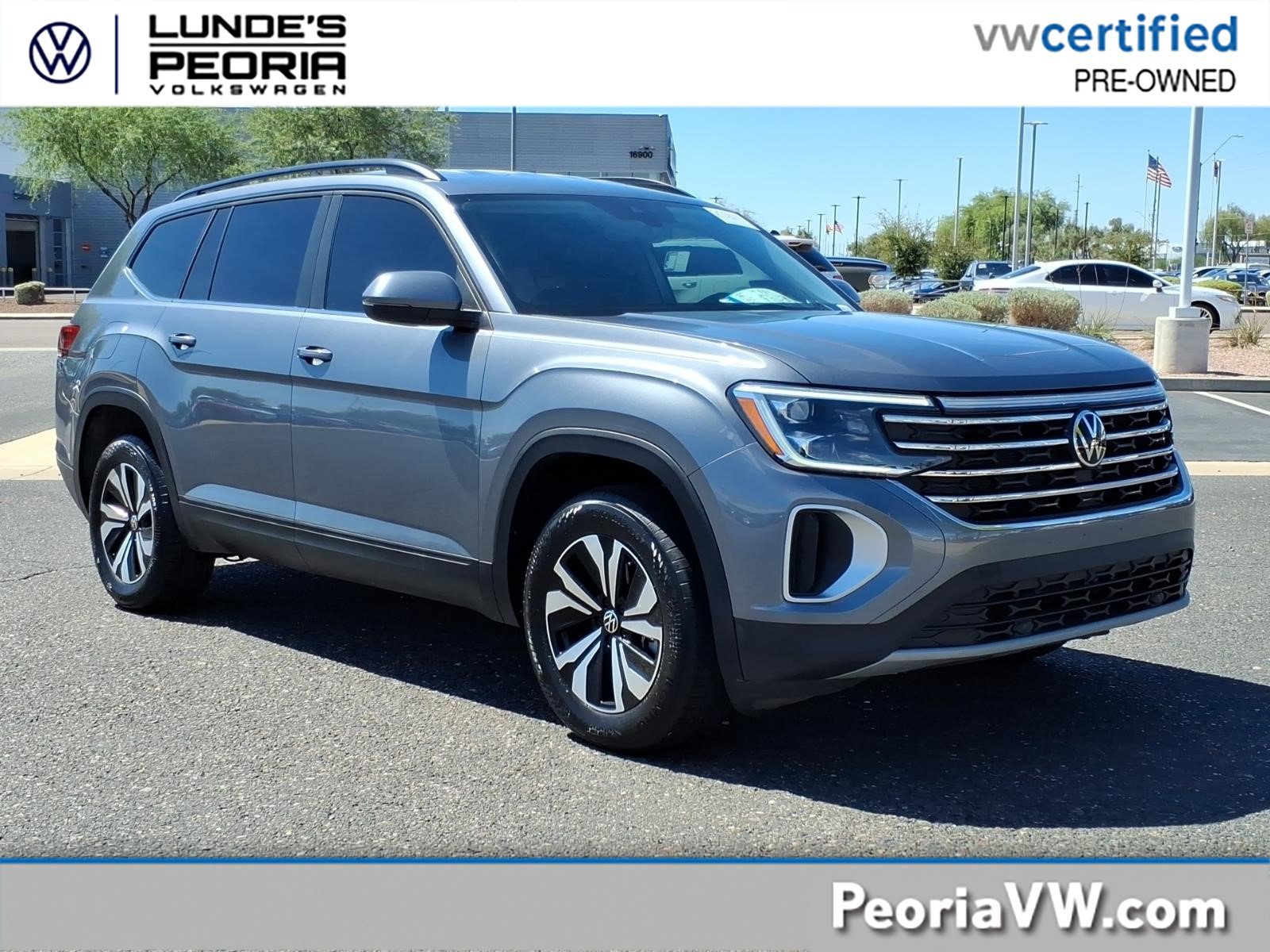 Certified 2024 Volkswagen Atlas SE AWD/4WD image 1