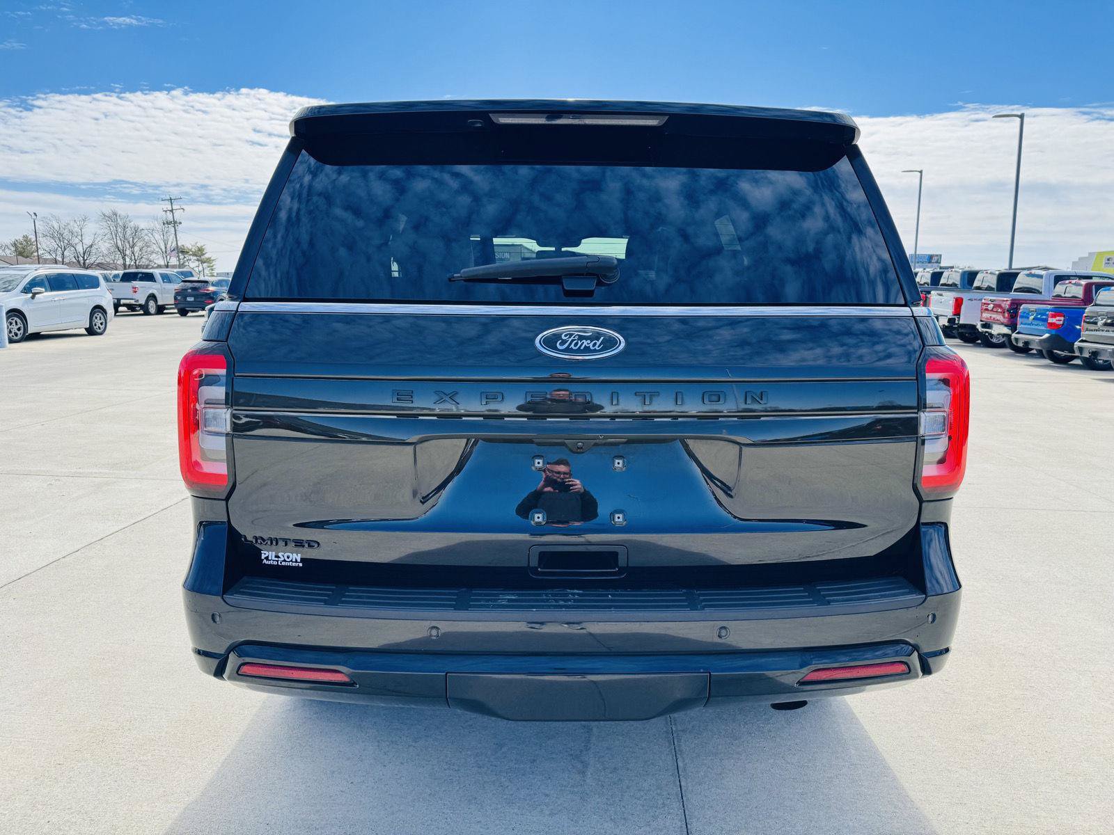 Used 2023 Ford Expedition Limited AWD/4WD image 51