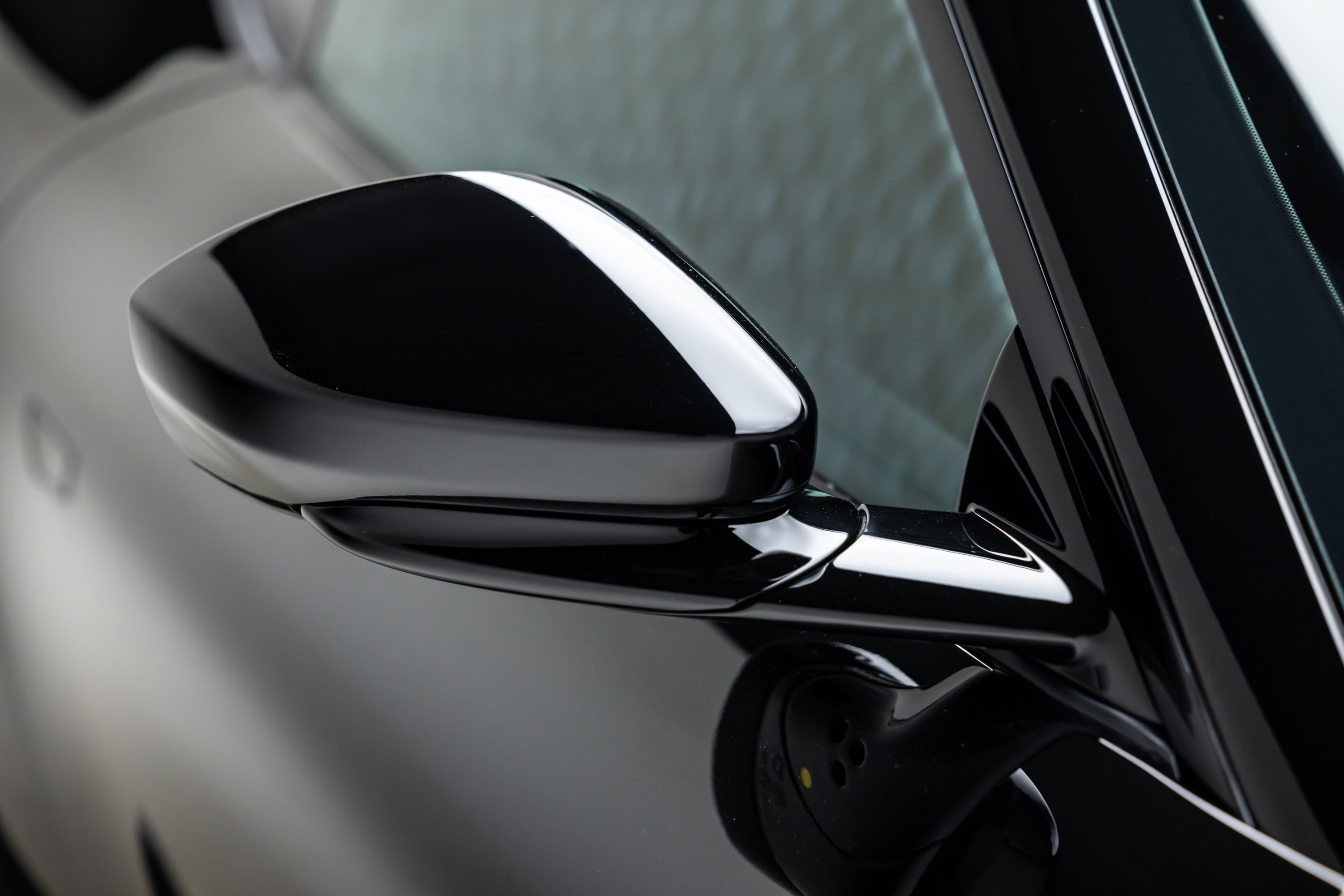 Certified 2023 Ferrari Roma image 28