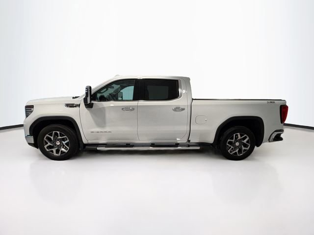 Certified 2023 GMC Sierra 1500 SLT w/ SLT Premium Package AWD/4WD image 3